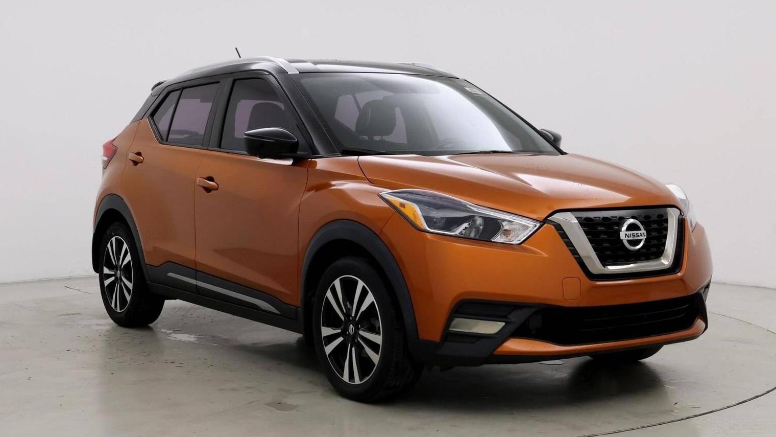 NISSAN KICKS 2019 3N1CP5CU4KL567437 image