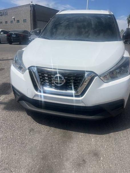 NISSAN KICKS 2019 3N1CP5CU3KL564982 image