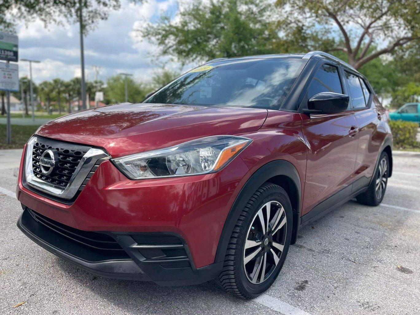 NISSAN KICKS 2019 3N1CP5CU6KL484608 image