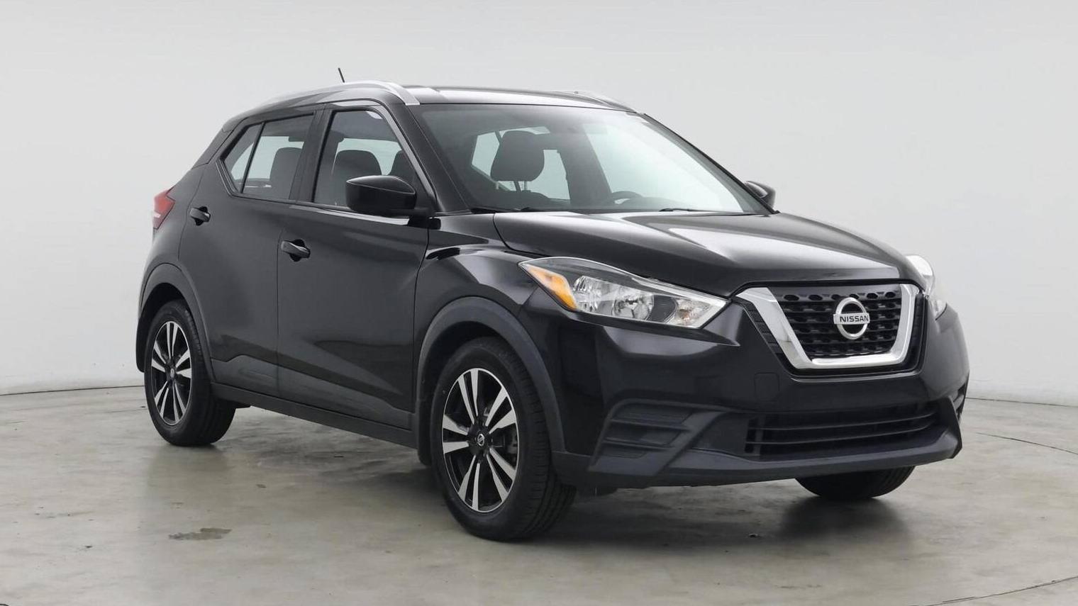 NISSAN KICKS 2018 3N1CP5CU7JL532261 image