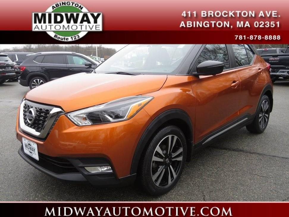 NISSAN KICKS 2018 3N1CP5CU2JL523970 image