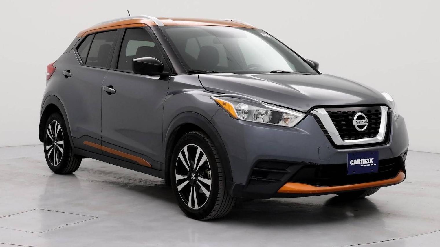 NISSAN KICKS 2018 3N1CP5CU5JL502563 image