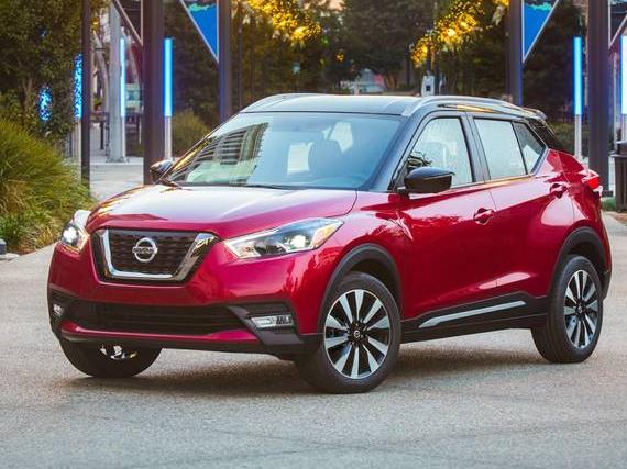 NISSAN KICKS 2018 3N1CP5CUXJL543223 image