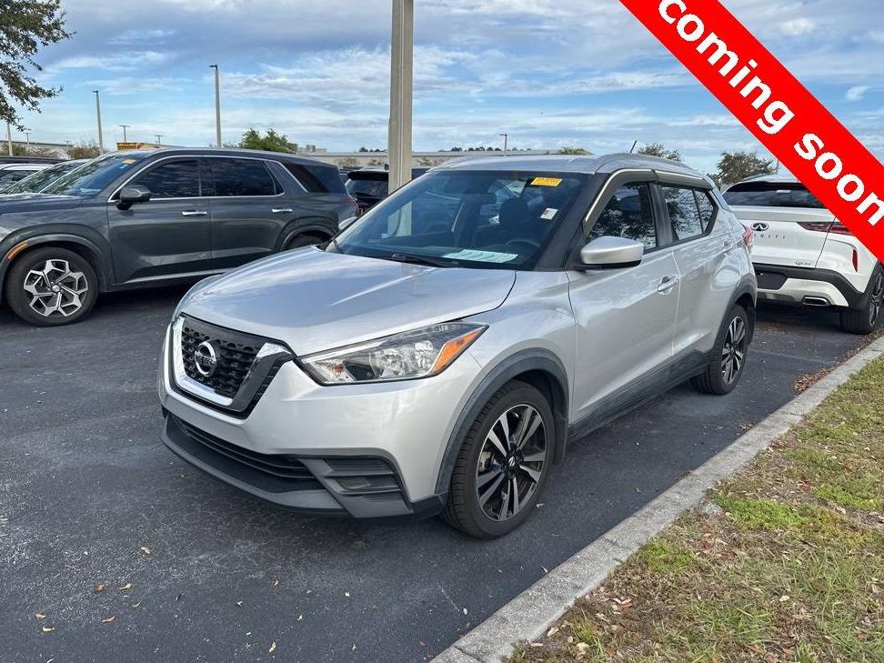 NISSAN KICKS 2018 3N1CP5CU1JL506724 image