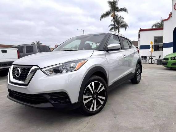NISSAN KICKS 2018 3N1CP5CU4JL545775 image
