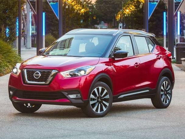 NISSAN KICKS 2018 3N1CP5CUXJL541813 image