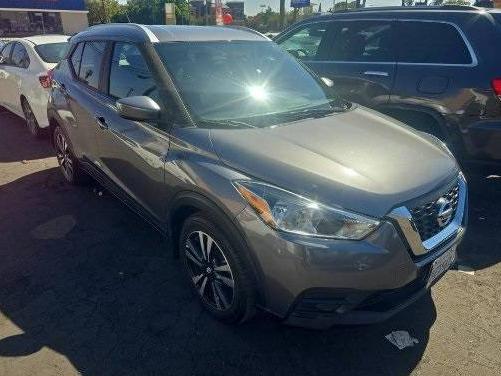 NISSAN KICKS 2018 3N1CP5CU0JL525135 image