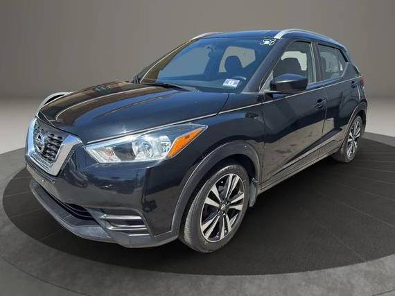 NISSAN KICKS 2018 3N1CP5CUXJL541858 image