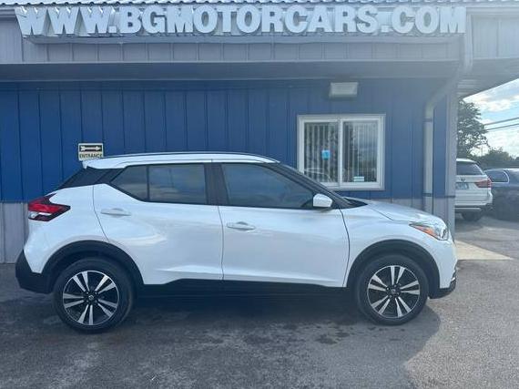 NISSAN KICKS 2018 3N1CP5CU8JL502377 image