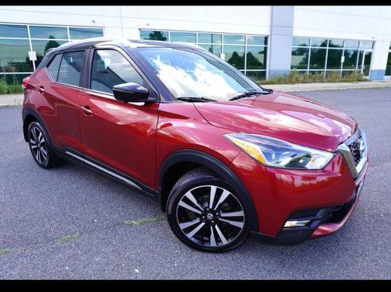 NISSAN KICKS 2018 3N1CP5CU7JL514620 image