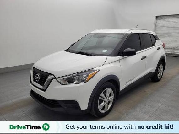 NISSAN KICKS 2018 3N1CP5CUXJL522792 image