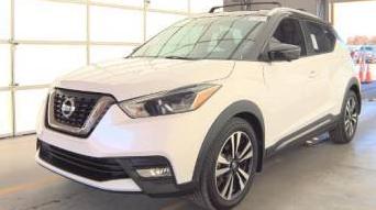 NISSAN KICKS 2018 3N1CP5CU4JL523212 image