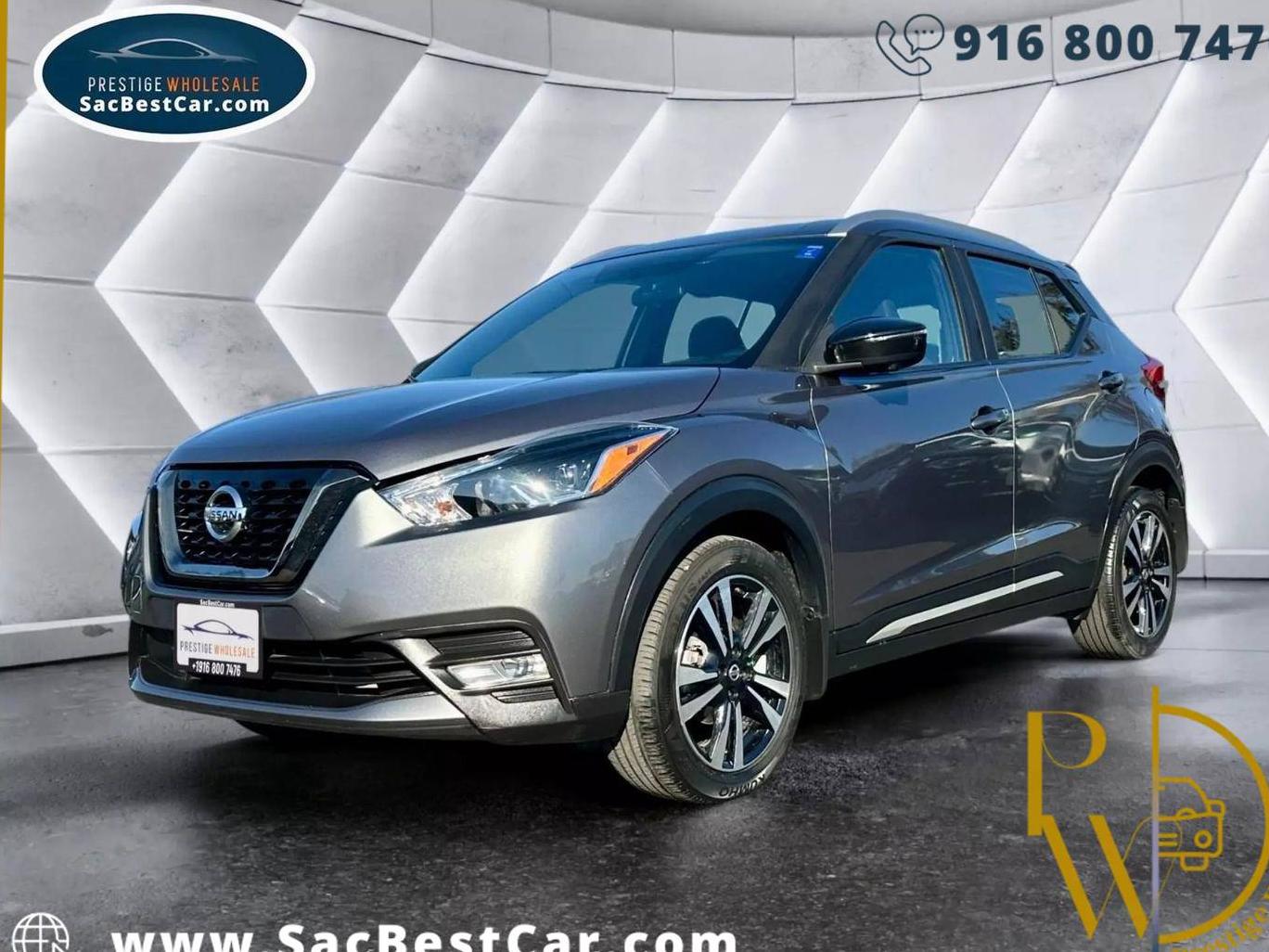 NISSAN KICKS 2018 3N1CP5CUXJL513610 image