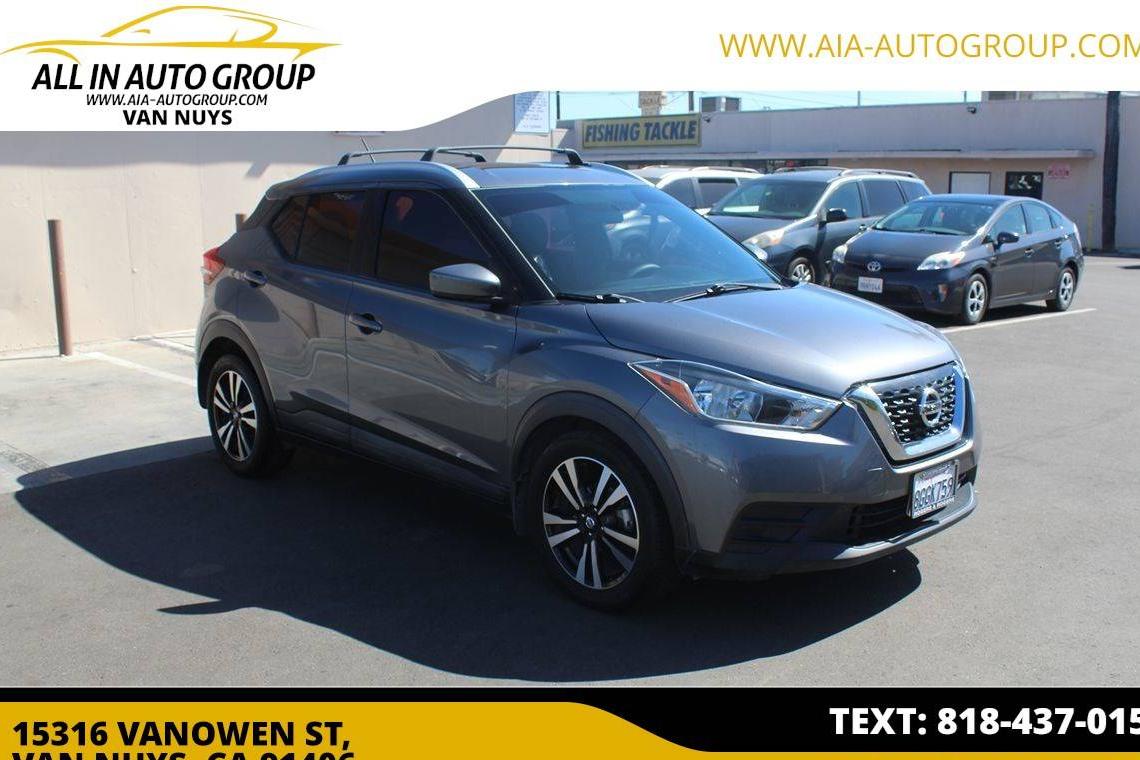 NISSAN KICKS 2018 3N1CP5CU6JL529822 image