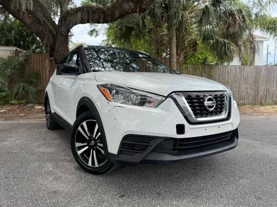 NISSAN KICKS 2018 3N1CP5CU8JL536724 image
