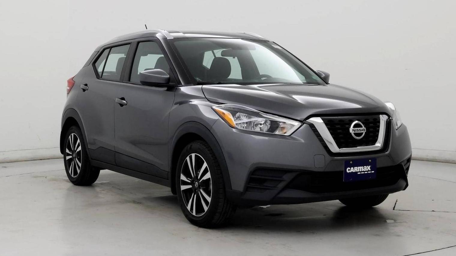 NISSAN KICKS 2018 3N1CP5CU4JL500898 image