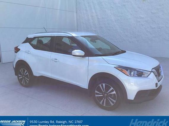 NISSAN KICKS 2018 3N1CP5CU3JL530295 image