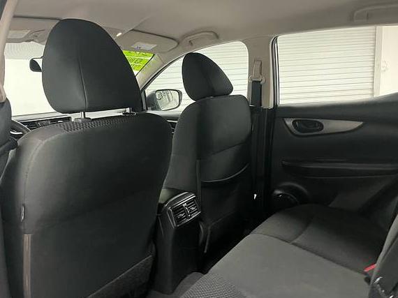 NISSAN KICKS 2021 3N1CP5CV4ML551704 image
