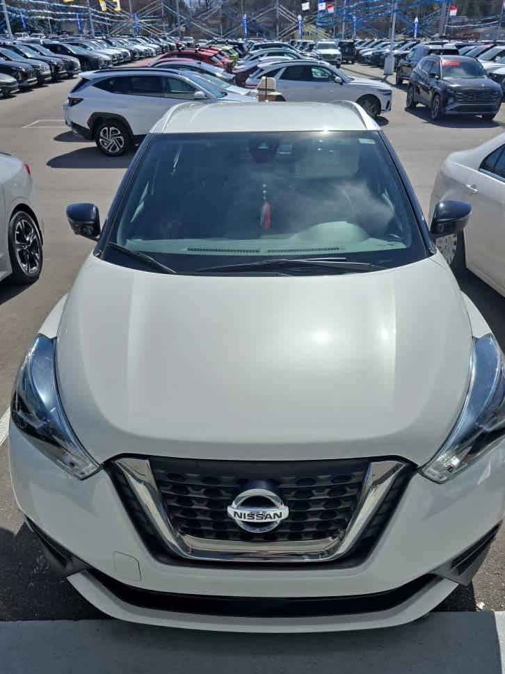 NISSAN KICKS 2020 3N1CP5DV5LL575569 image