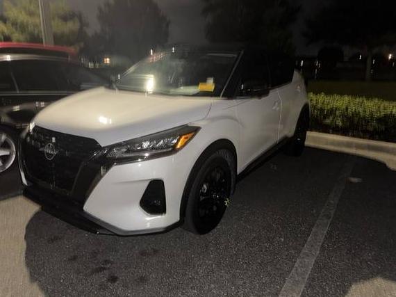 NISSAN KICKS 2022 3N1CP5DV2NL494998 image