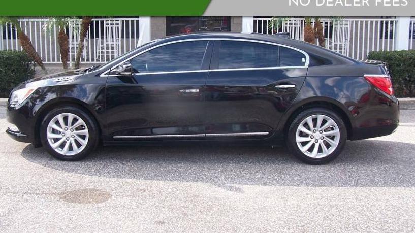 BUICK LACROSSE 2016 1G4GB5G30GF170951 image