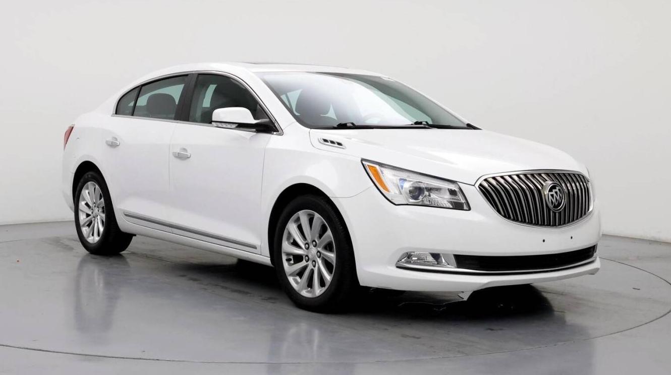 BUICK LACROSSE 2016 1G4GB5G30GF199561 image