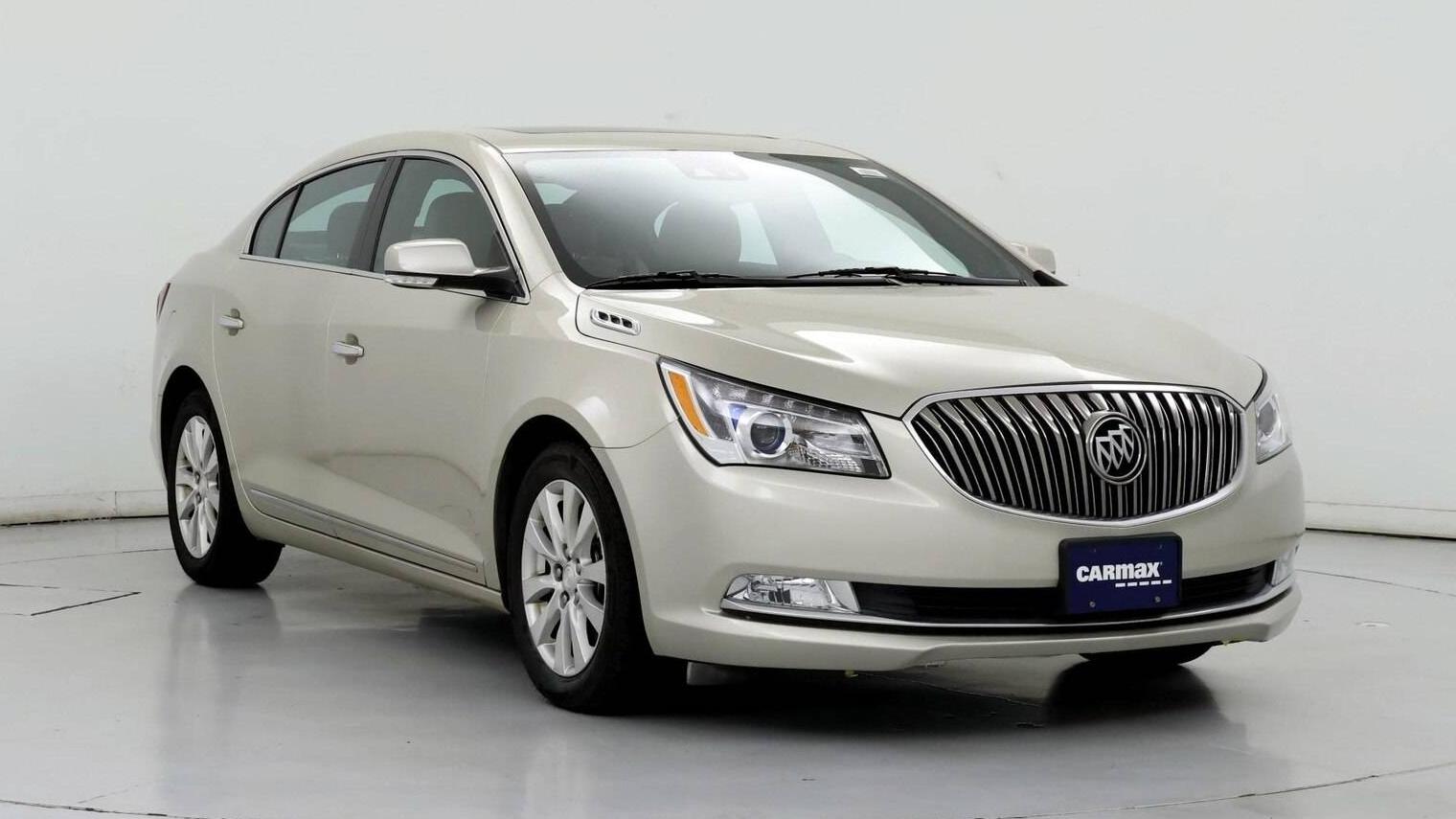 BUICK LACROSSE 2016 1G4GB5GR8GF223772 image