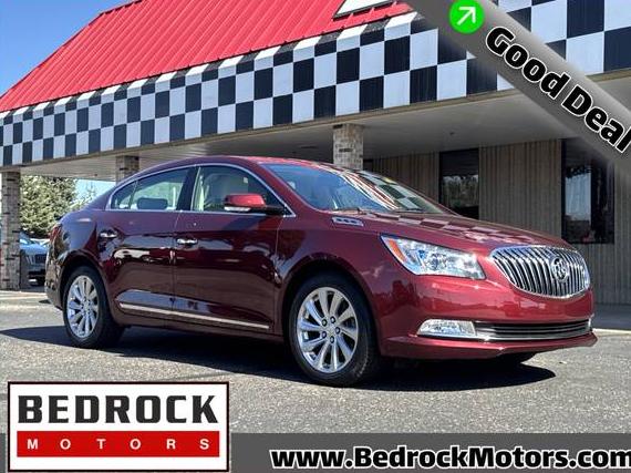 BUICK LACROSSE 2016 1G4GB5G3XGF222036 image