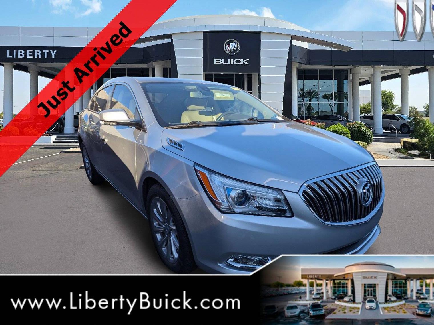 BUICK LACROSSE 2016 1G4GB5G37GF187617 image