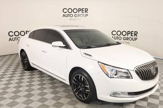 BUICK LACROSSE 2016 1G4GB5G33GF212450 image