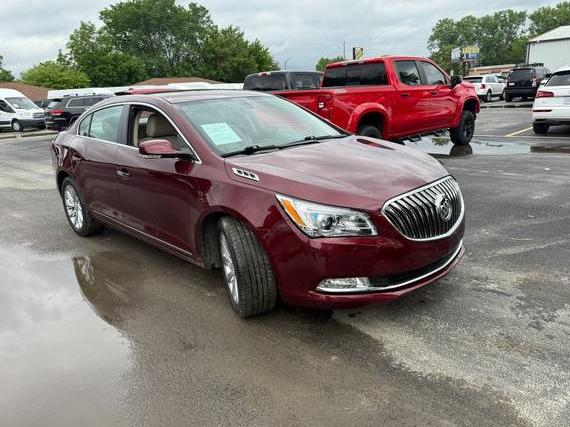 BUICK LACROSSE 2016 1G4GB5G3XGF179138 image