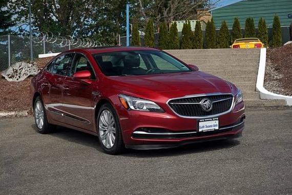 BUICK LACROSSE 2018 1G4ZP5SZ1JU133562 image