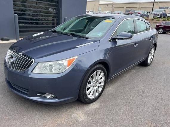 BUICK LACROSSE 2013 1G4GC5E32DF285871 image