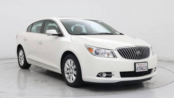 BUICK LACROSSE 2013 1G4GC5ER7DF201614 image