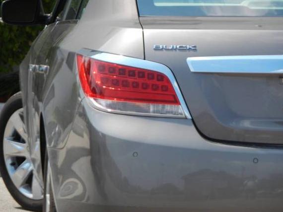BUICK LACROSSE 2010 1G4GC5EG4AF275826 image