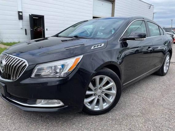 BUICK LACROSSE 2015 1G4GB5G30FF152822 image