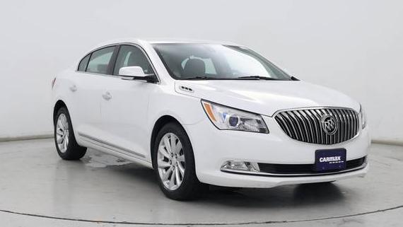 BUICK LACROSSE 2015 1G4GB5G32FF179018 image