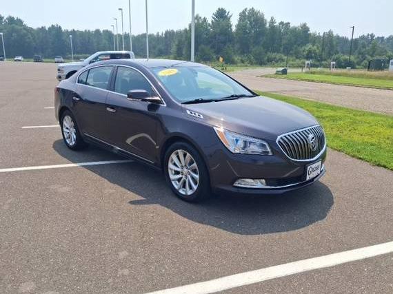BUICK LACROSSE 2015 1G4GB5G38FF326443 image