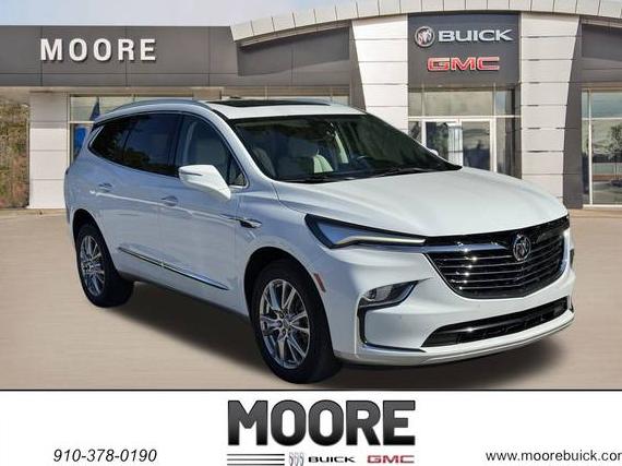 BUICK ENCLAVE 2023 5GAEVAKW9PJ100862 image