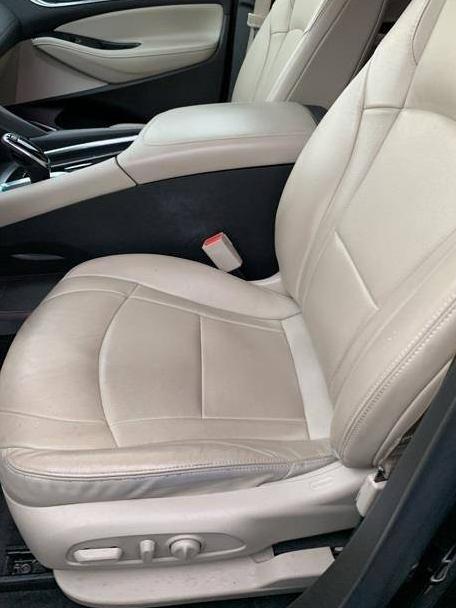 BUICK ENCLAVE 2020 5GAERBKW3LJ226025 image
