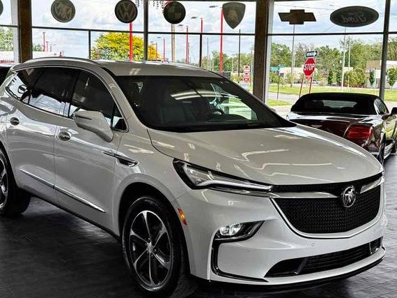 BUICK ENCLAVE 2022 5GAERBKW0NJ125950 image