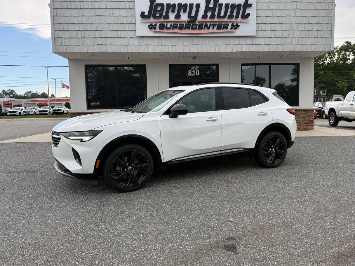 BUICK ENVISION 2023 LRBFZNR4XPD033902 image