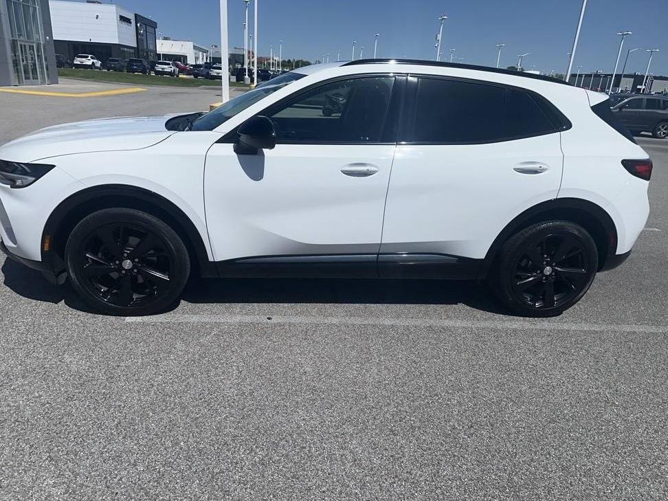 BUICK ENVISION 2021 LRBAZLR44MD149588 image