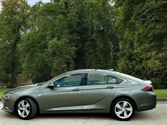 BUICK REGAL 2018 W04GL6SX7J1092653 image BUICK REGAL 2018 W04GL6SX7J1092653 image