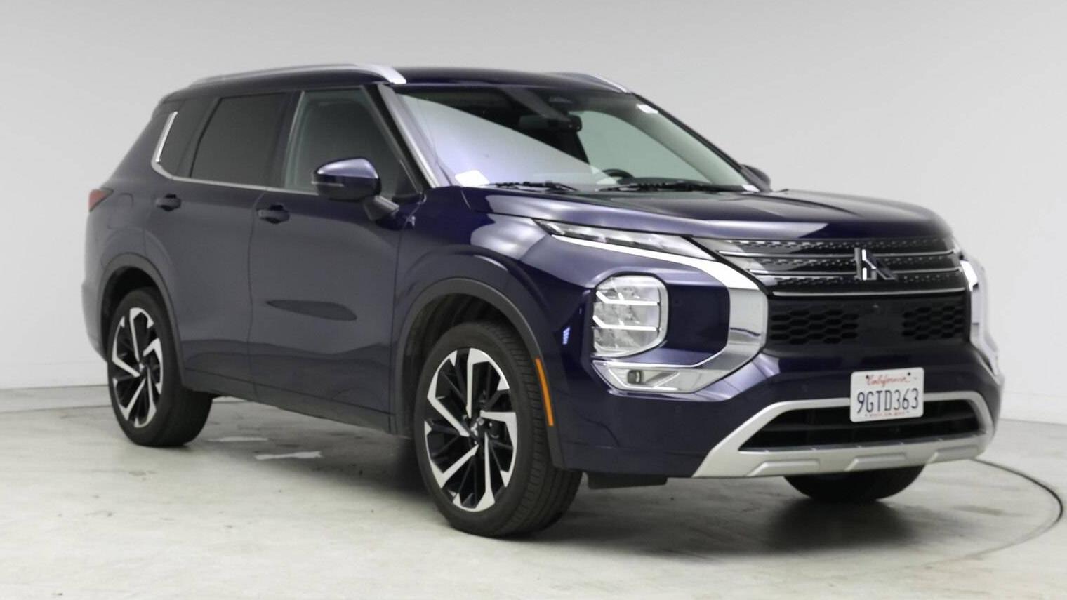 MITSUBISHI OUTLANDER 2023 JA4J3VA84PZ023228 image