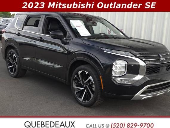 MITSUBISHI OUTLANDER 2023 JA4J4UA82PZ042495 image