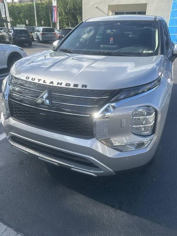MITSUBISHI OUTLANDER 2023 JA4J3UA85PZ046642 image