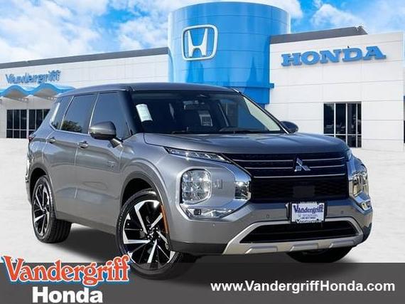 MITSUBISHI OUTLANDER 2023 JA4T5UA98PZ046193 image