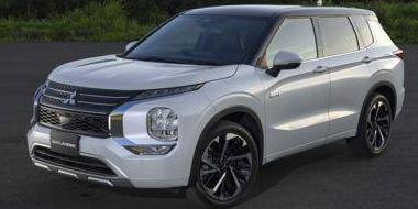 MITSUBISHI OUTLANDER 2023 JA4T5UA97PZ040241 image