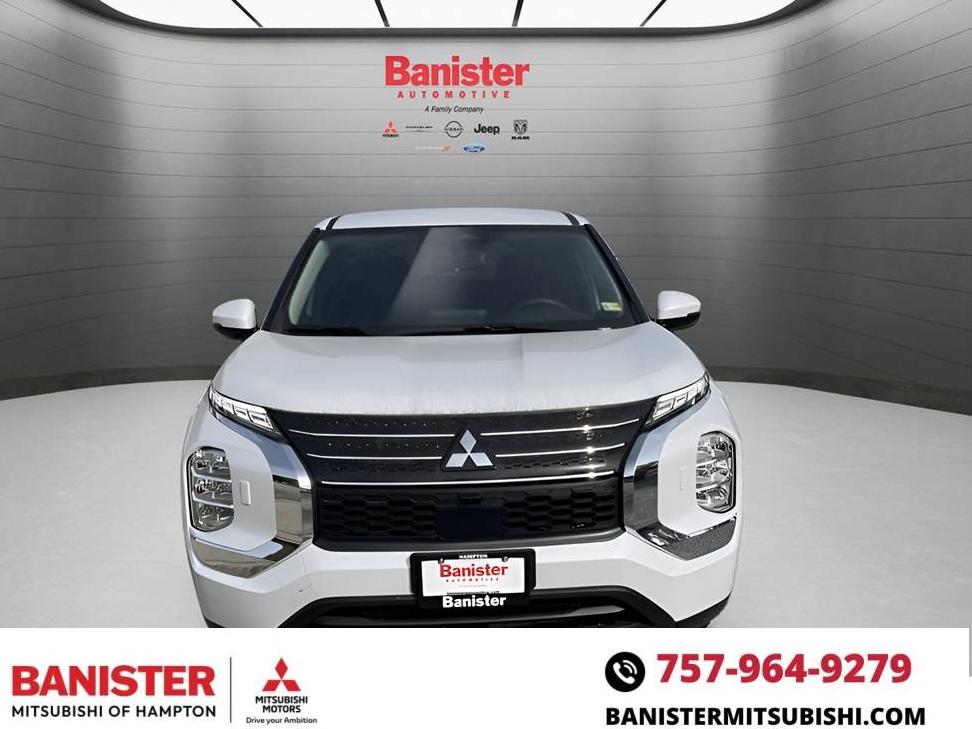 MITSUBISHI OUTLANDER 2023 JA4T5TA93PZ062702 image